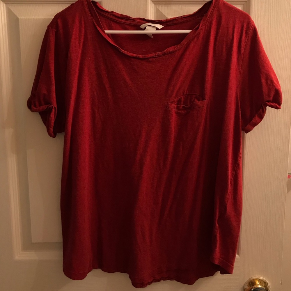 Orange, short sleeved top